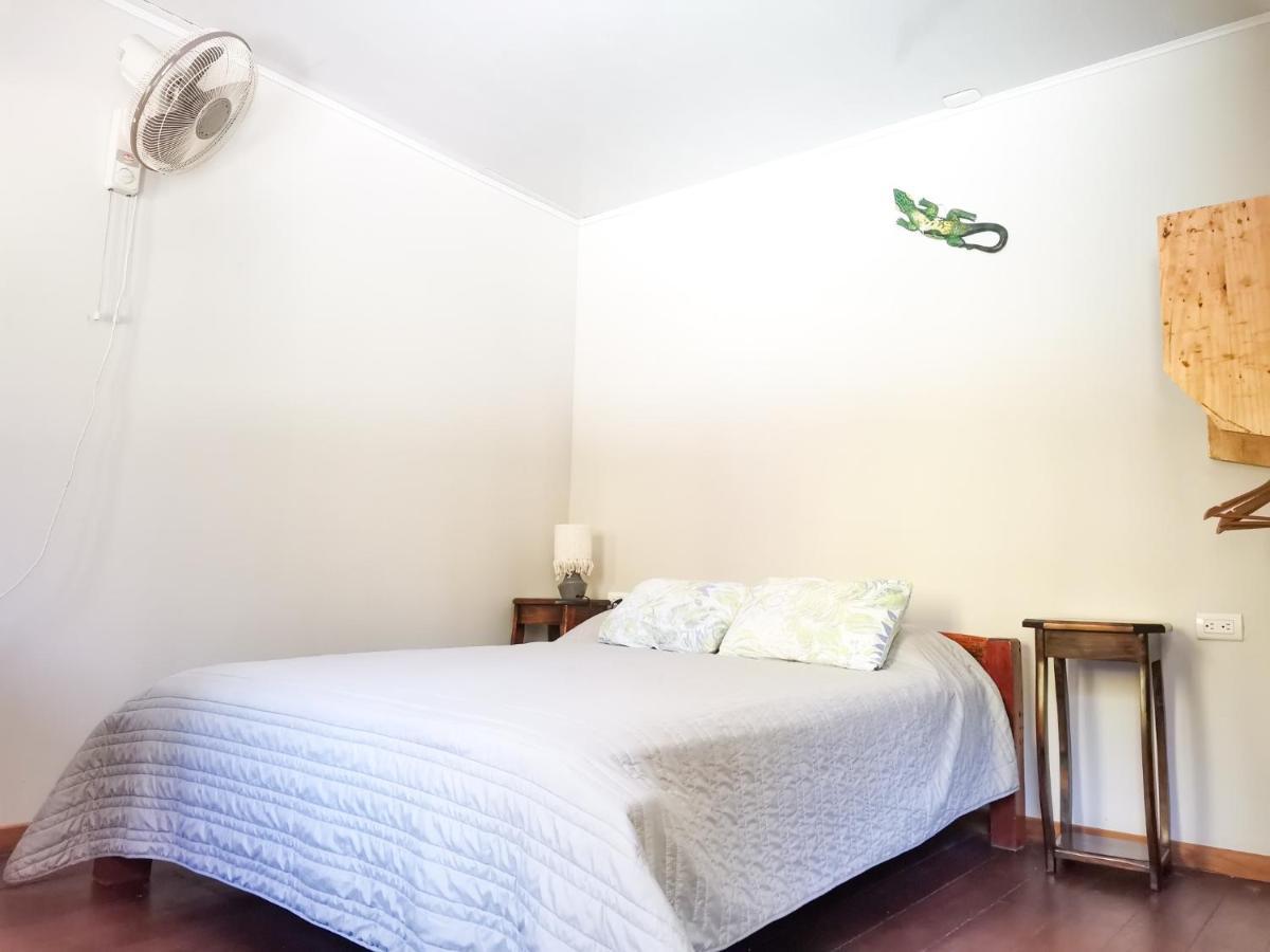 Casita Happy Feet And Tours Corcovado Hotell Drakes Bay Eksteriør bilde