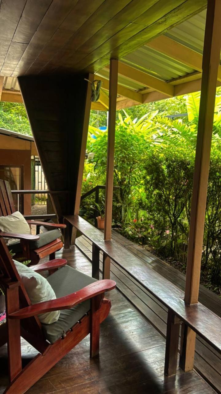 Casita Happy Feet And Tours Corcovado Hotell Drakes Bay Eksteriør bilde