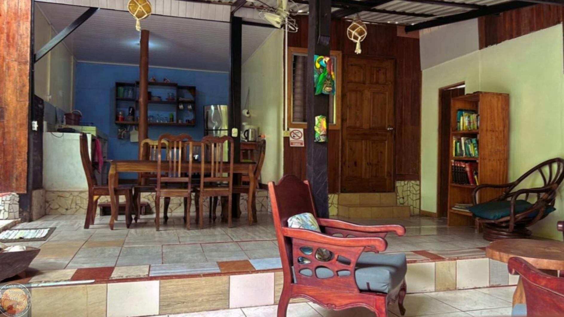 Casita Happy Feet And Tours Corcovado Hotell Drakes Bay Eksteriør bilde
